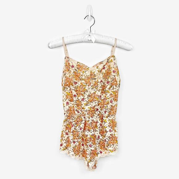Victoria's Secret Lace Sleep Romper Extra Small Cream Orange Floral Lingerie - Picture 1 of 3